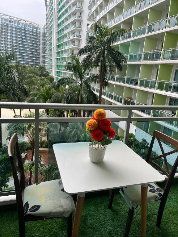 1 bedroom azure beachview 6