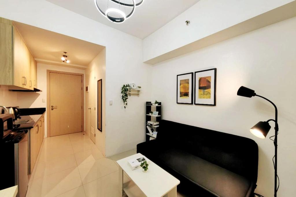 1BR Condotel w Balcony SM Light Residences #LT05-1