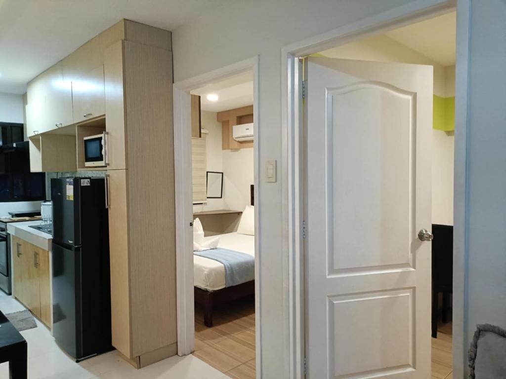 2 bedrooms cozy fully furnished condo