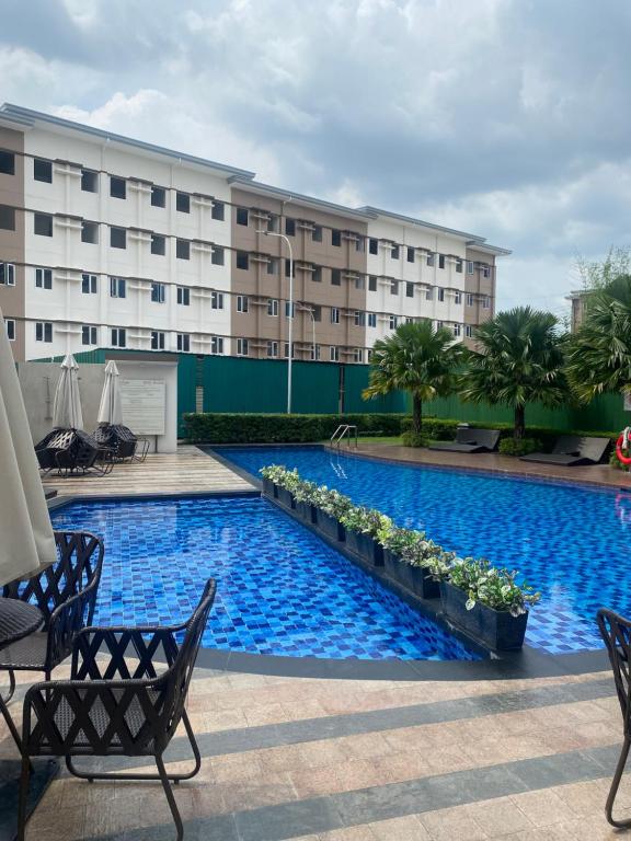 Twenty-Nine Cats - SMDC Cheer Residences Marilao