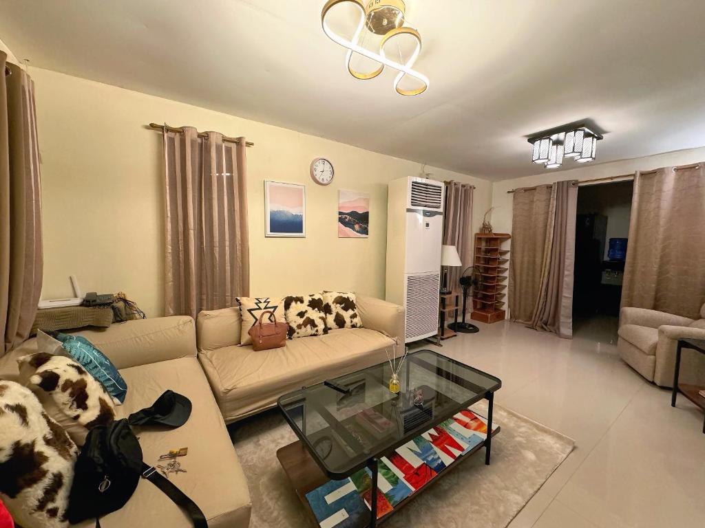 2BR with Mini Conference room VA Haven near Airport