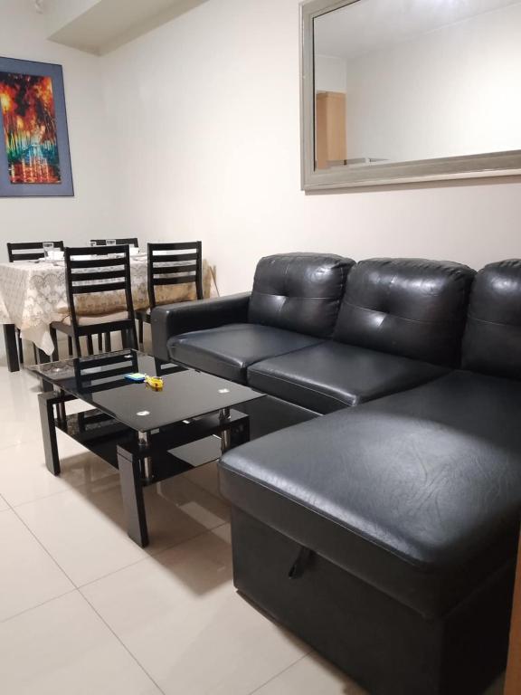 349-1br 1bed quenn 1sofa bed 2extra mattress moa view with balcony