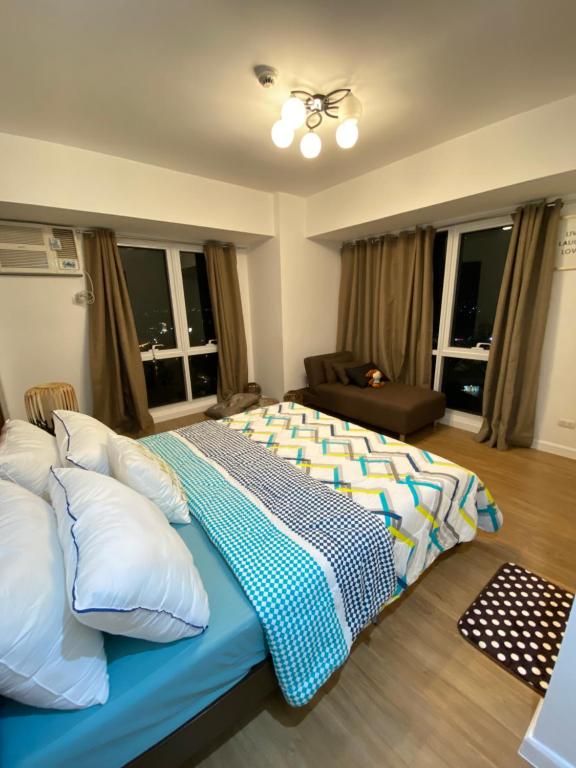 ABREEZA PLACE ONE BEDROOM SUITE (skyspot)