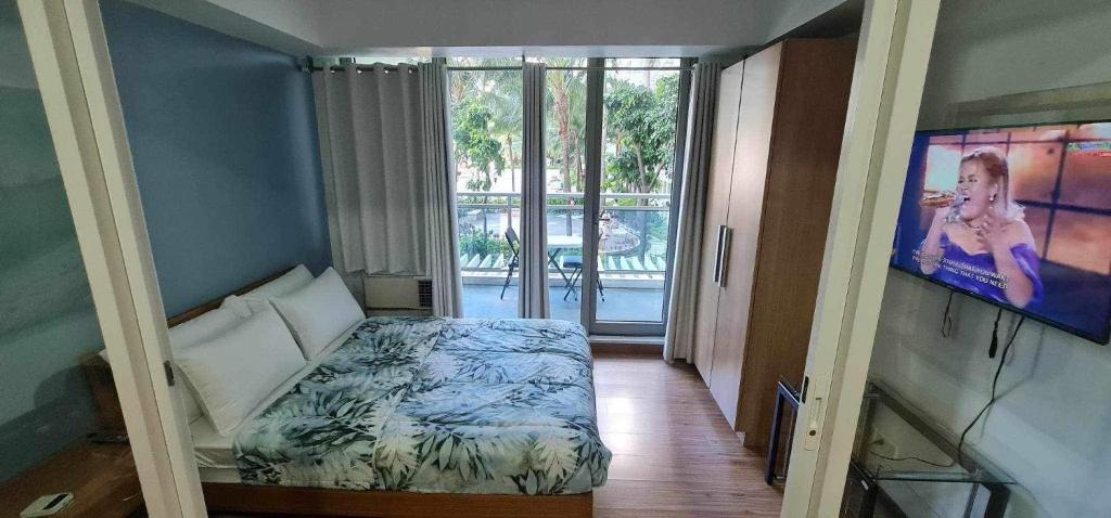 Azure Deluxe Beachview