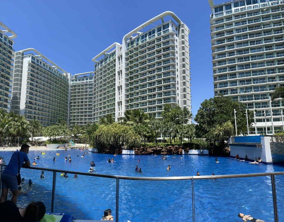 Azure Manila - TJ
