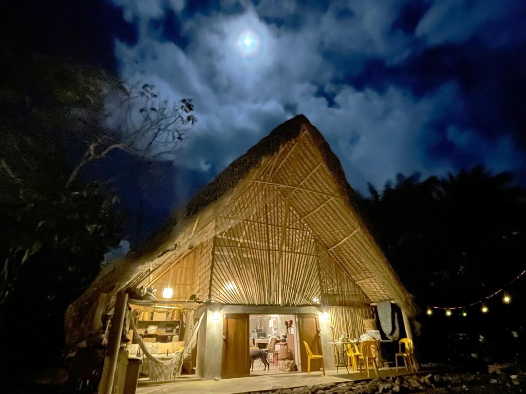 Baia Nest BUGIW Self-Service Cottage by the Road and Near the Beach!