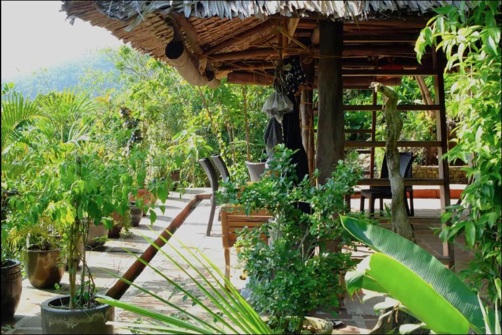 Balihuts Guesthouse