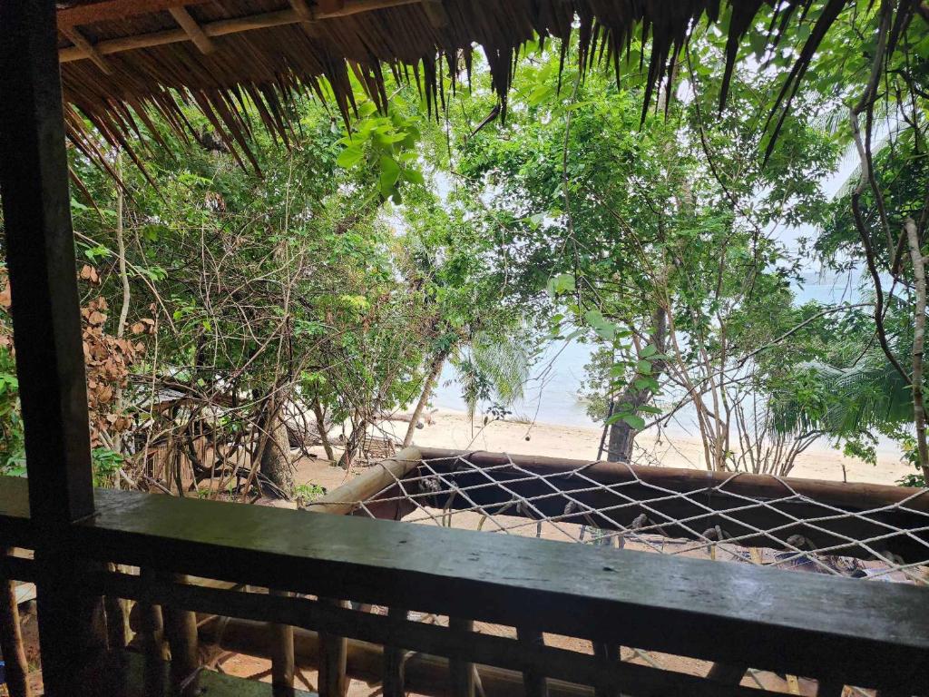 Bice Overlooking Cabins Darocotan