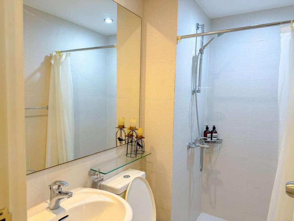 Blue Sky Bliss Escapes
