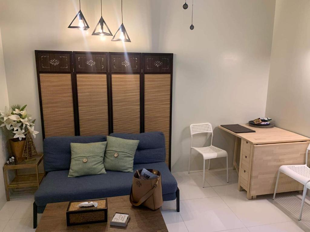 Brenthill Condo (Sandstone Unit)