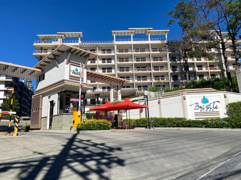 Rosarich Homestay - Bristle Ridge Residences