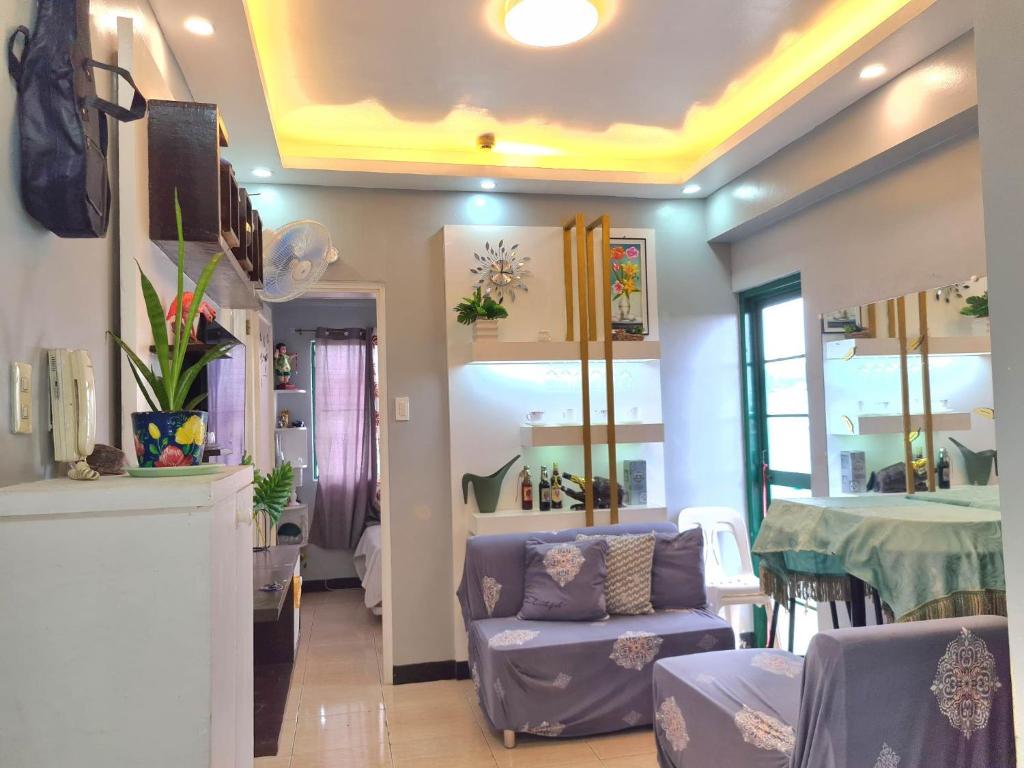 Budget-friendly Staycation Valley Mansions