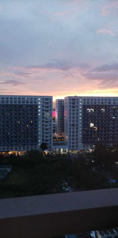 Charlie's Penthouse in Mall of Asia Complex