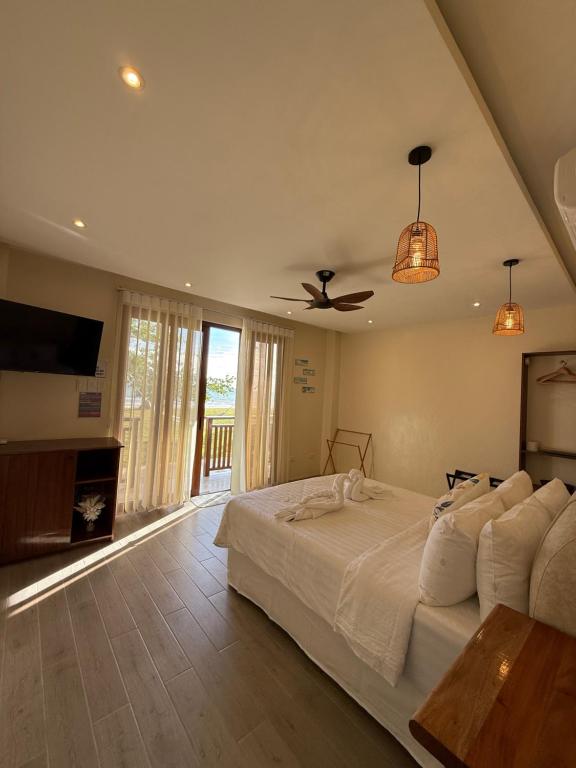 Chellie Rose Resort Hotel