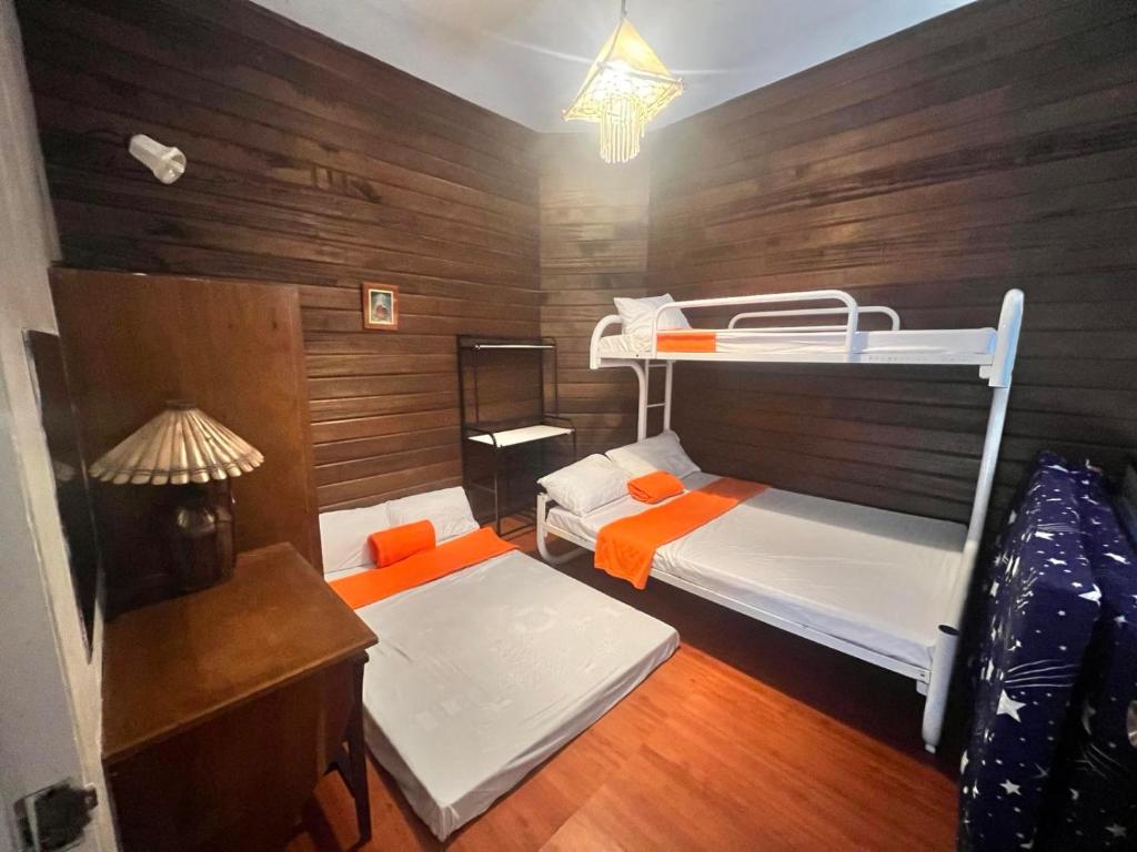 Classic, Cozy House for Transient in Baguio City 1