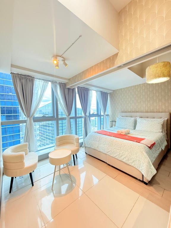 Classy and Spacious 1Br-T1