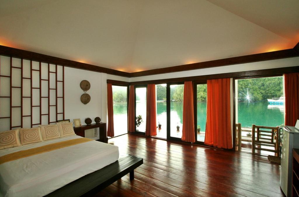 Club Tara Island Resort