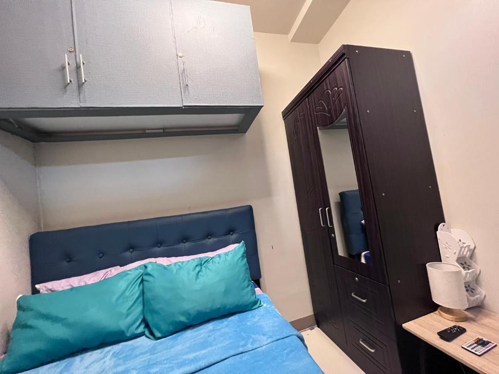 City and Sea view Staycation at Coast Residences