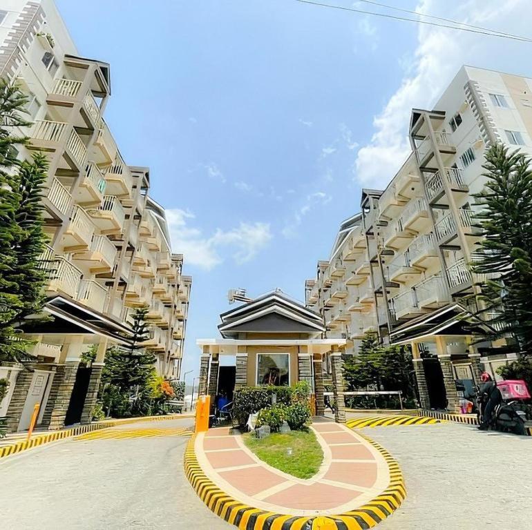 Condo 1 Bedroom with Veranda & Netflix by Pauline