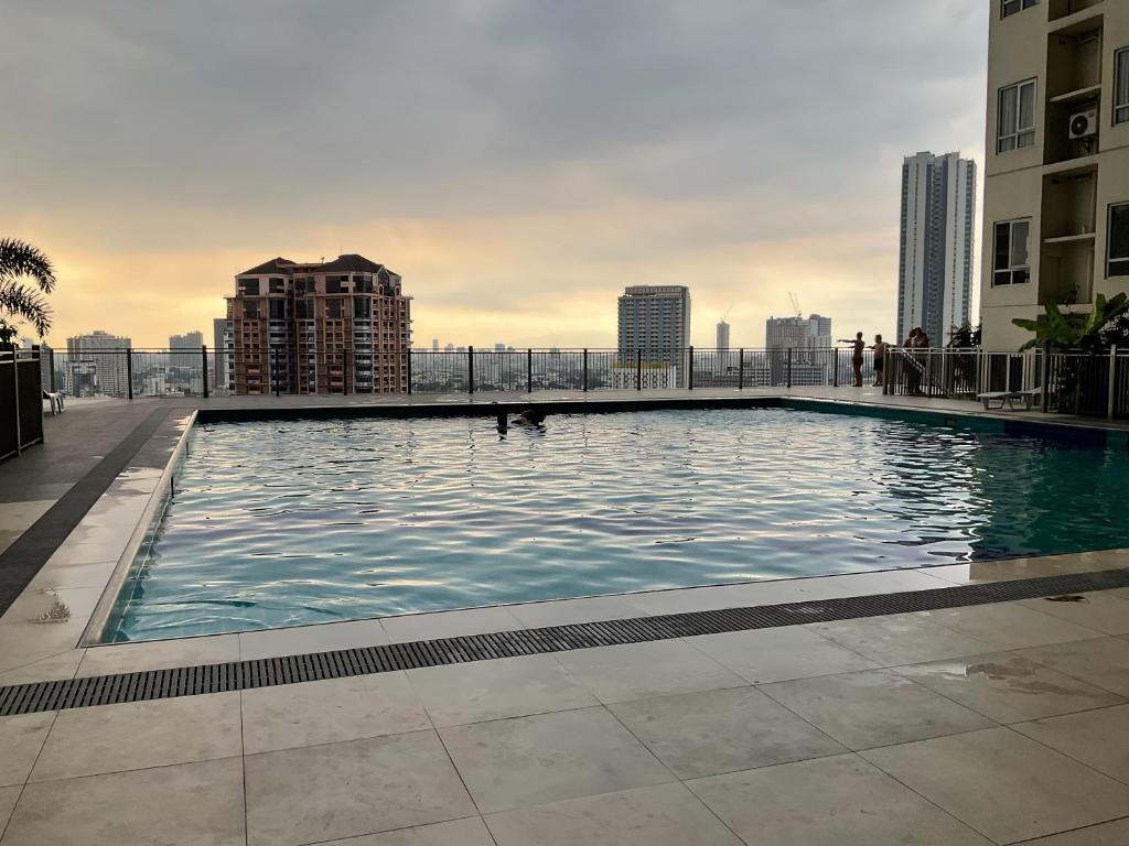 JNL Victoria Sports Towers condo - GMA, Quezon city