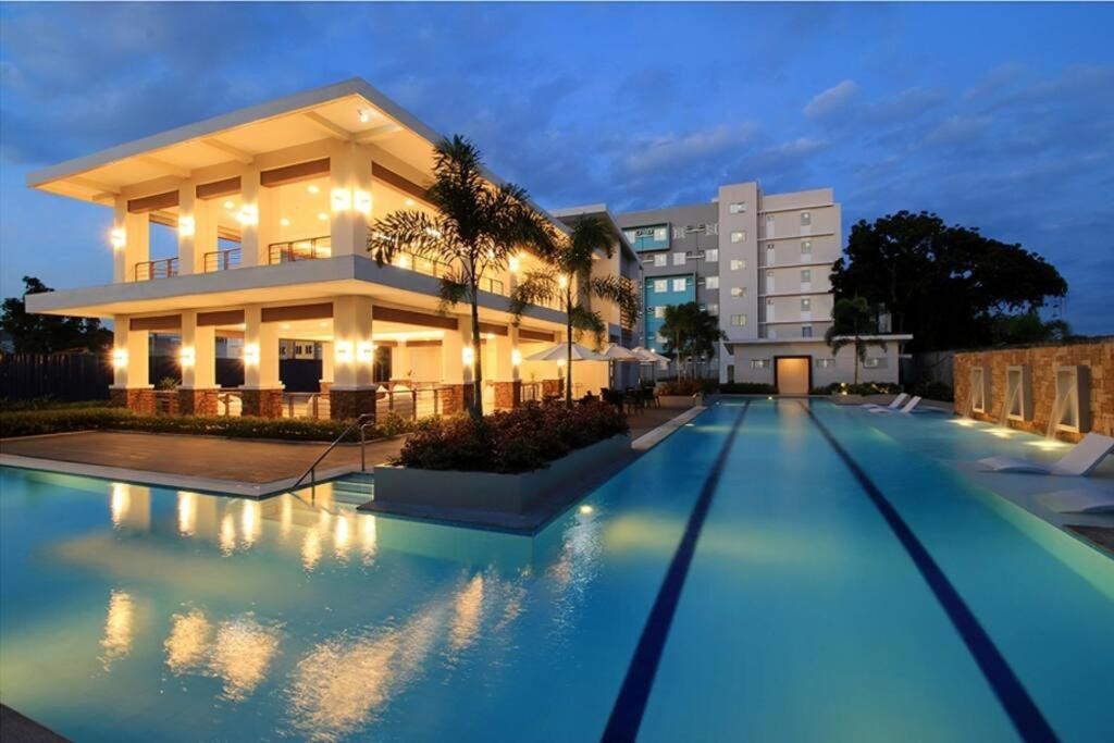 2BR 8 Spatial - Condo ni Marga