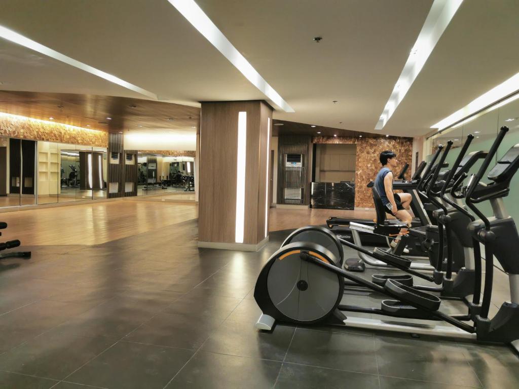 Condotel mall of Asia