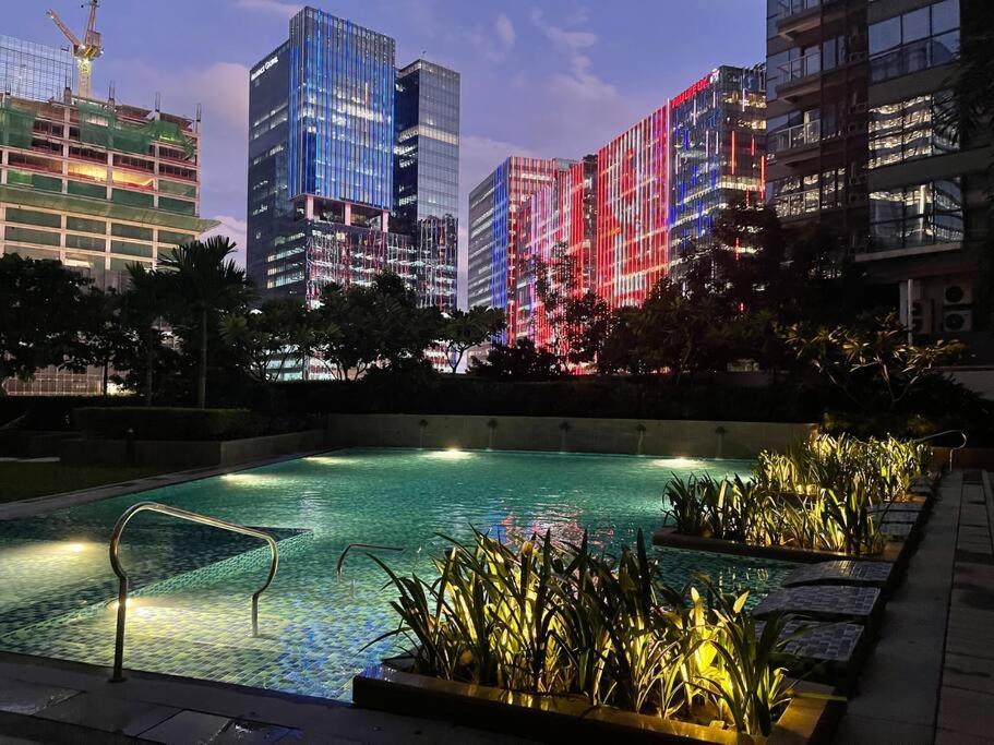 Private Condo Unit in Uptown Parksuites I & II