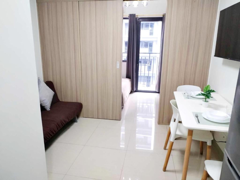 Cozy and Affordable Condo near MOA and Airport with Wifi 069