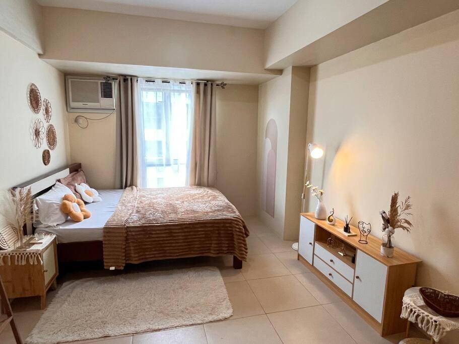 Cozy BOHO Studio Inside IT Park
