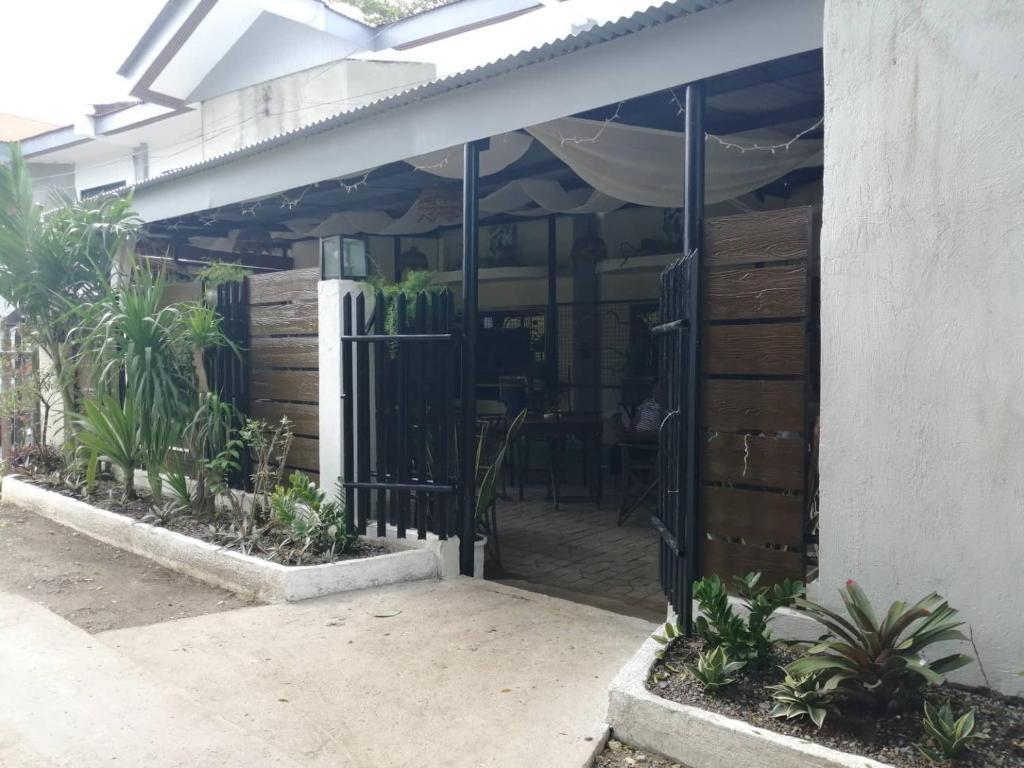Cozy Inn Mactan