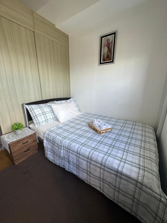 Cozy Place in Taguig with Free Wifi - near BGC and Airport