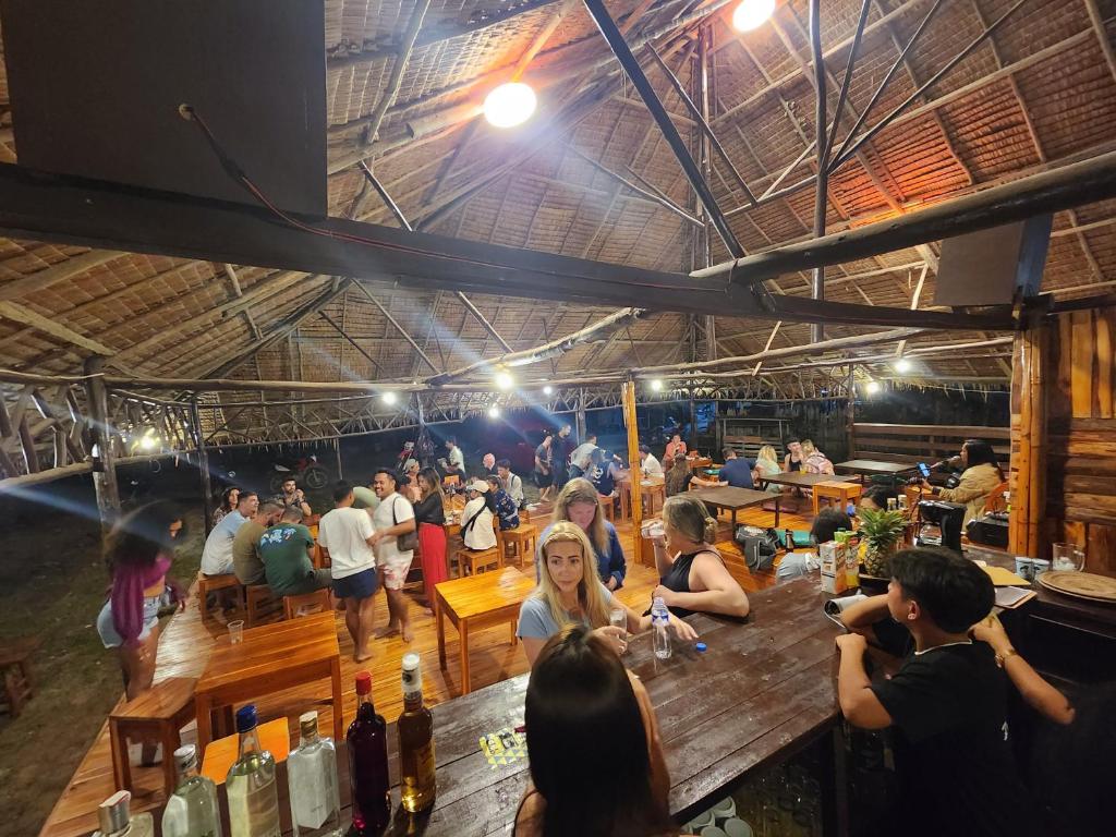 Dam Dam Hostel