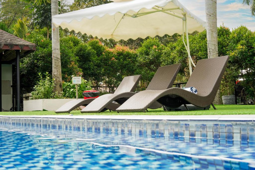 Dancenter Luxury Retreat Angeles City Pampanga Formerly Hevea Resort