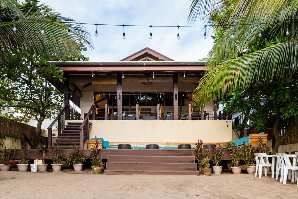 DEKHAUS Amazing Beach Front Home in Nasugbu