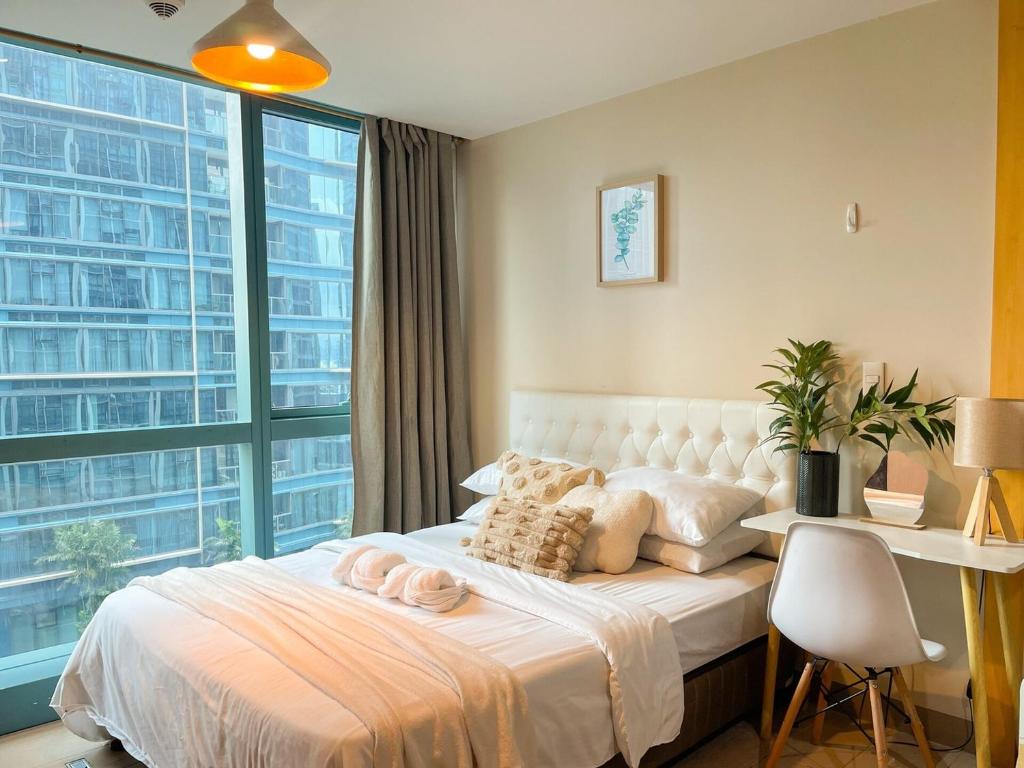 Cozy Stay In Bgc Near Uptown Mall #oursw11d1