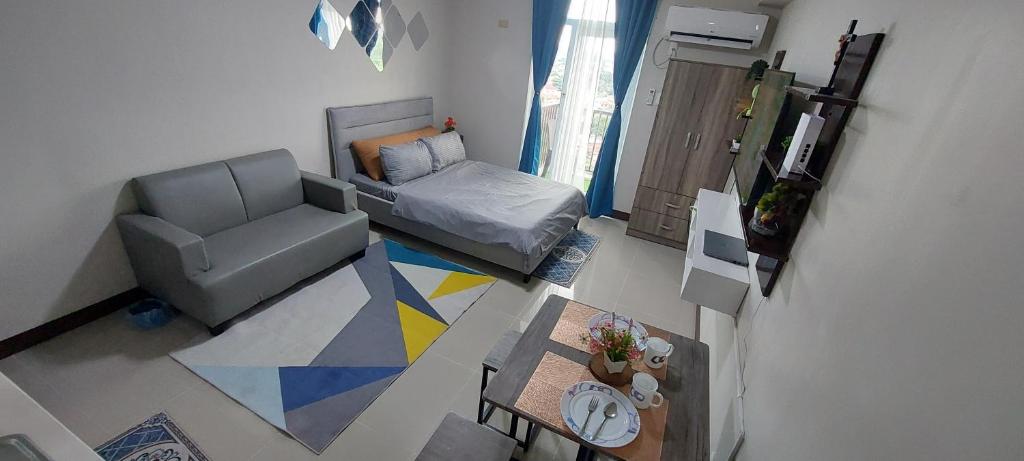 Dracarys Place 2 Condo with Balcony Unlimited Wifi LapuLapu City view