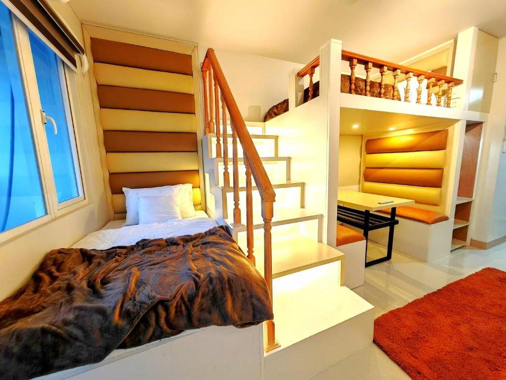 Dream Staycation at Pendragon Style