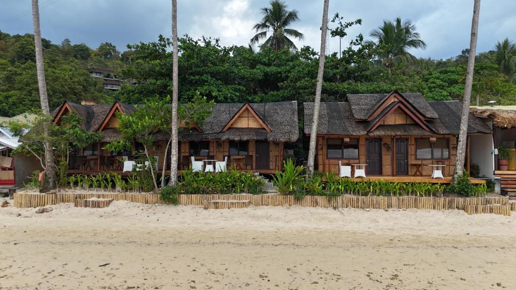 Beach Huts El Nido