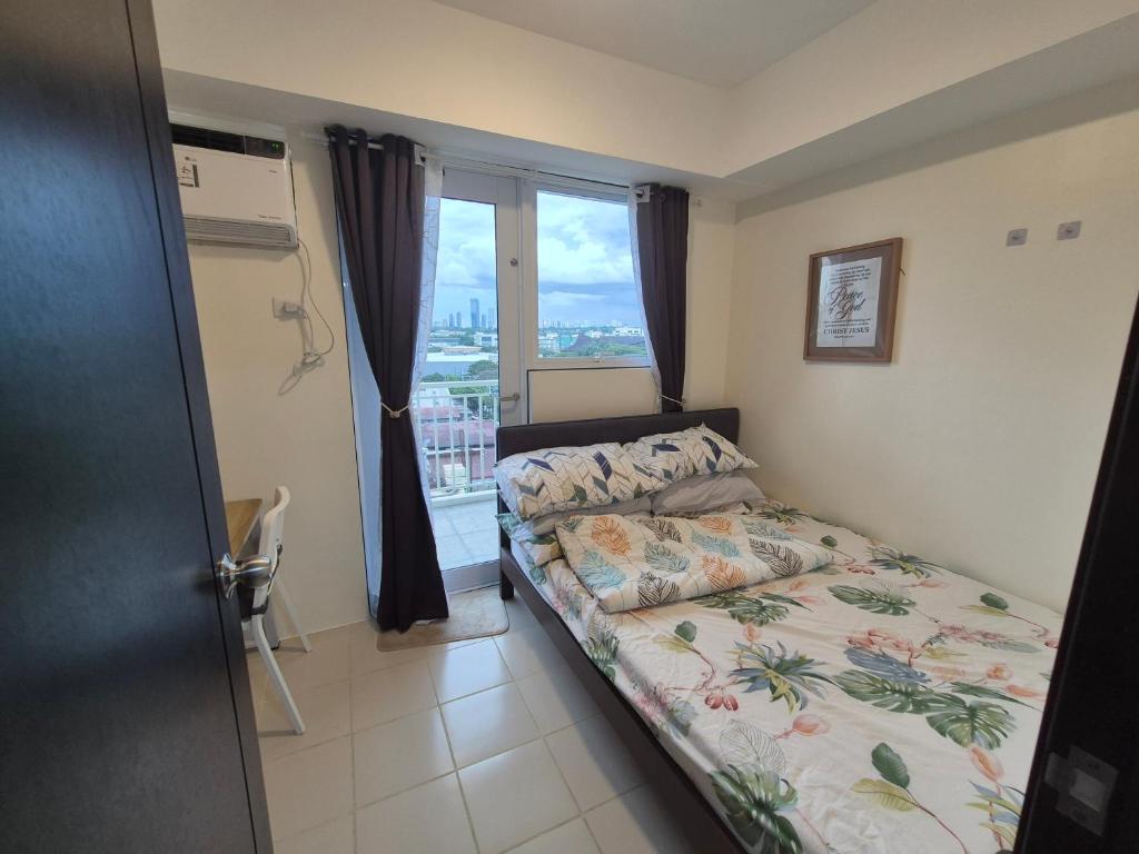 Kasara Urban Resort Elly's Pad with balcony