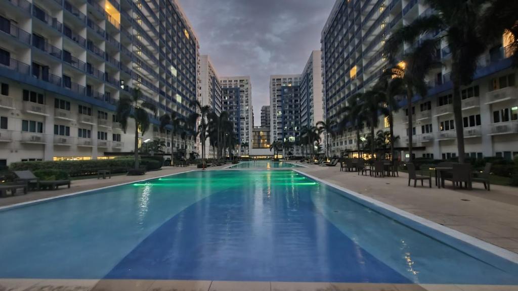 Sea Residences TowerE-F by EZBedz