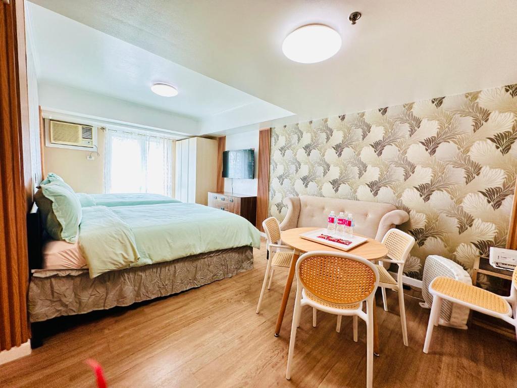 Feels Like Home Condos Abreeza Place Tower 1 & 2