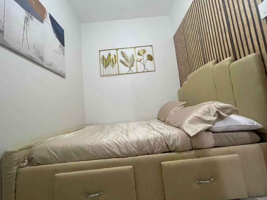 Field Residences Condo Hotel