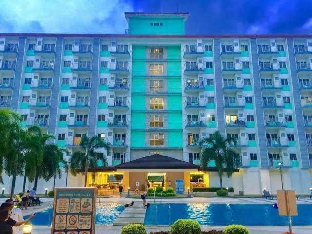 Field Residences Condominium