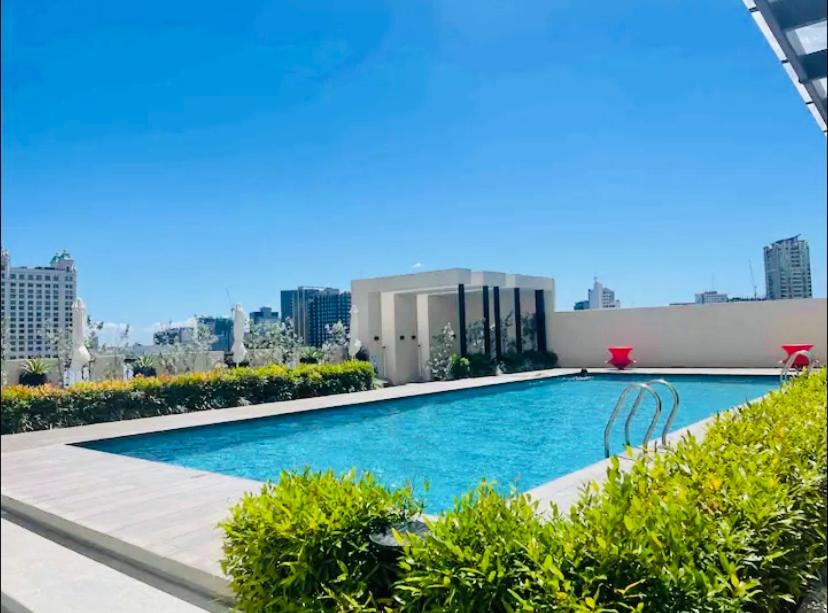 Fully Furnished Studio Unit at The Median with Fast Internet Connection and Netflix