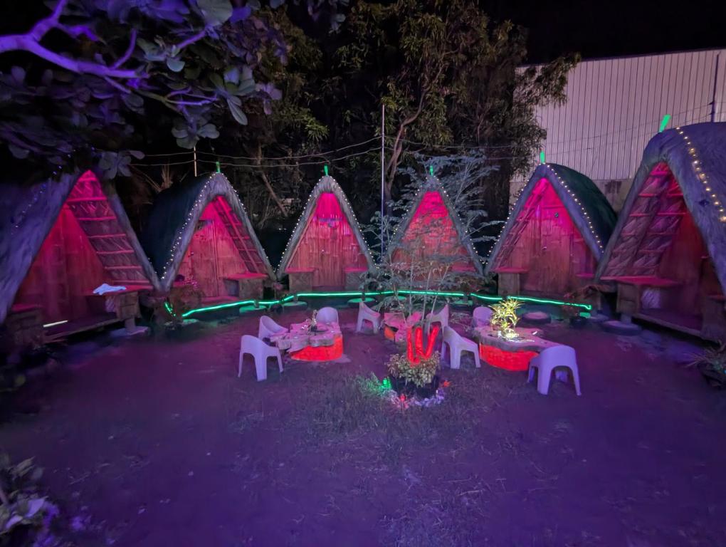 Glowbu Kabins