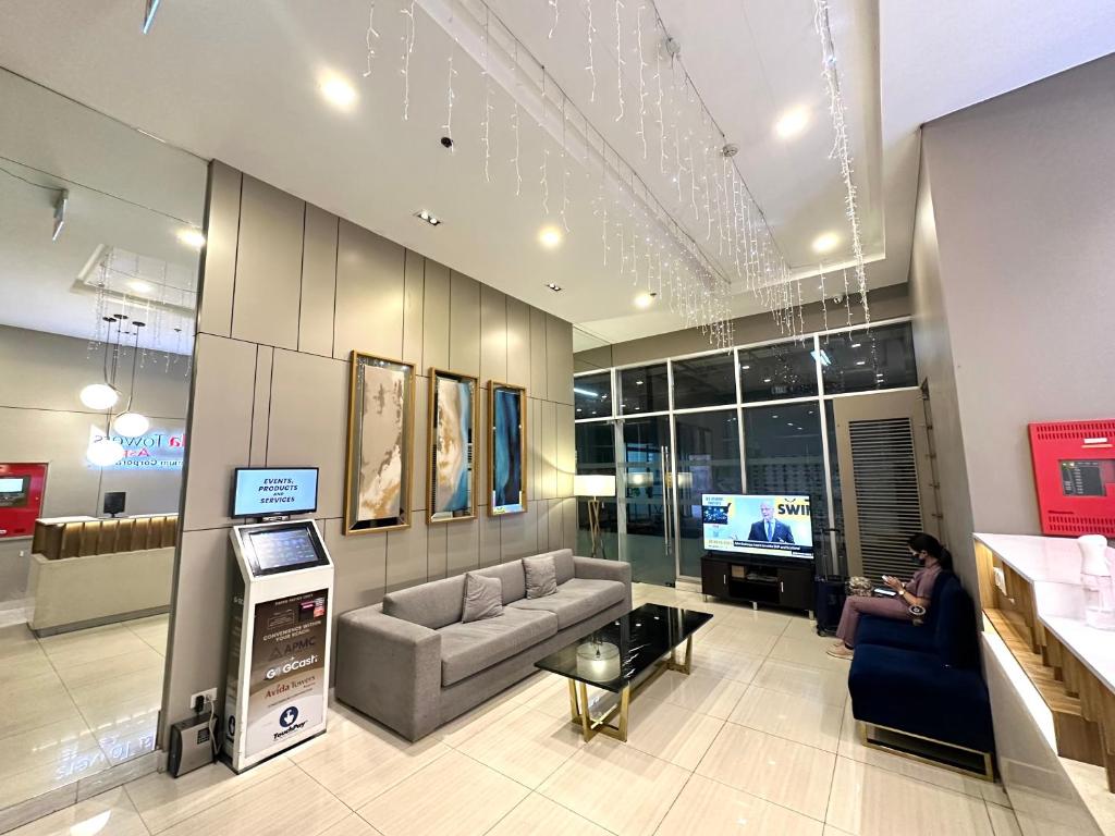 Heart of CDO Comfy Wi-Fi Netflix