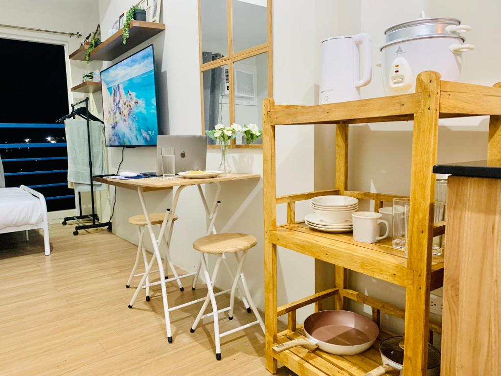 EZ Cityscape Studio at Loop Towers Limketkai