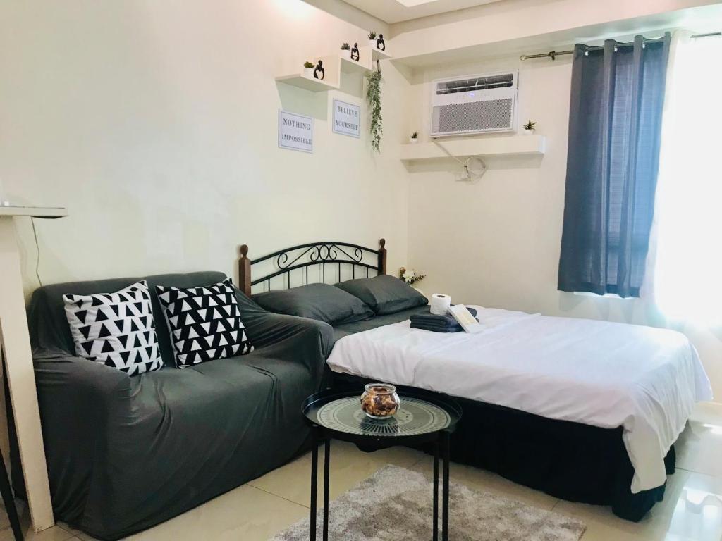 Staycation in Makati by Icon's Pad