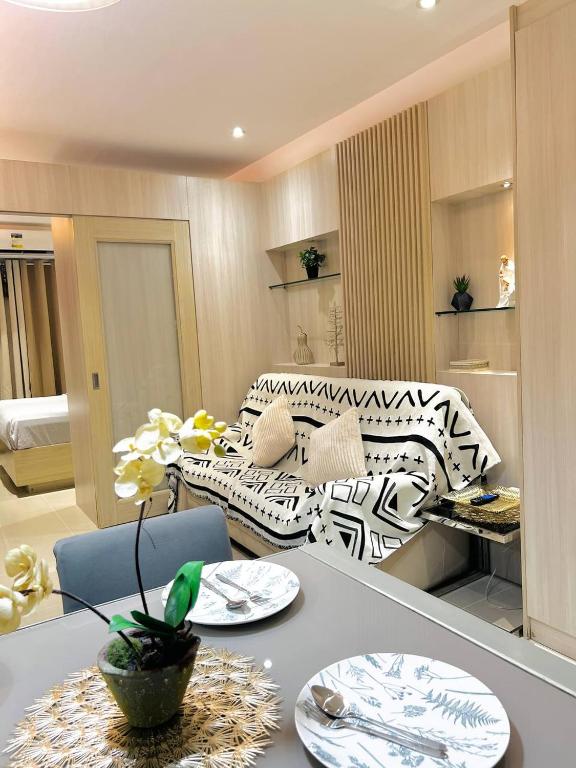 Icy Suite at Shell Residences Near MOA and NAIA
