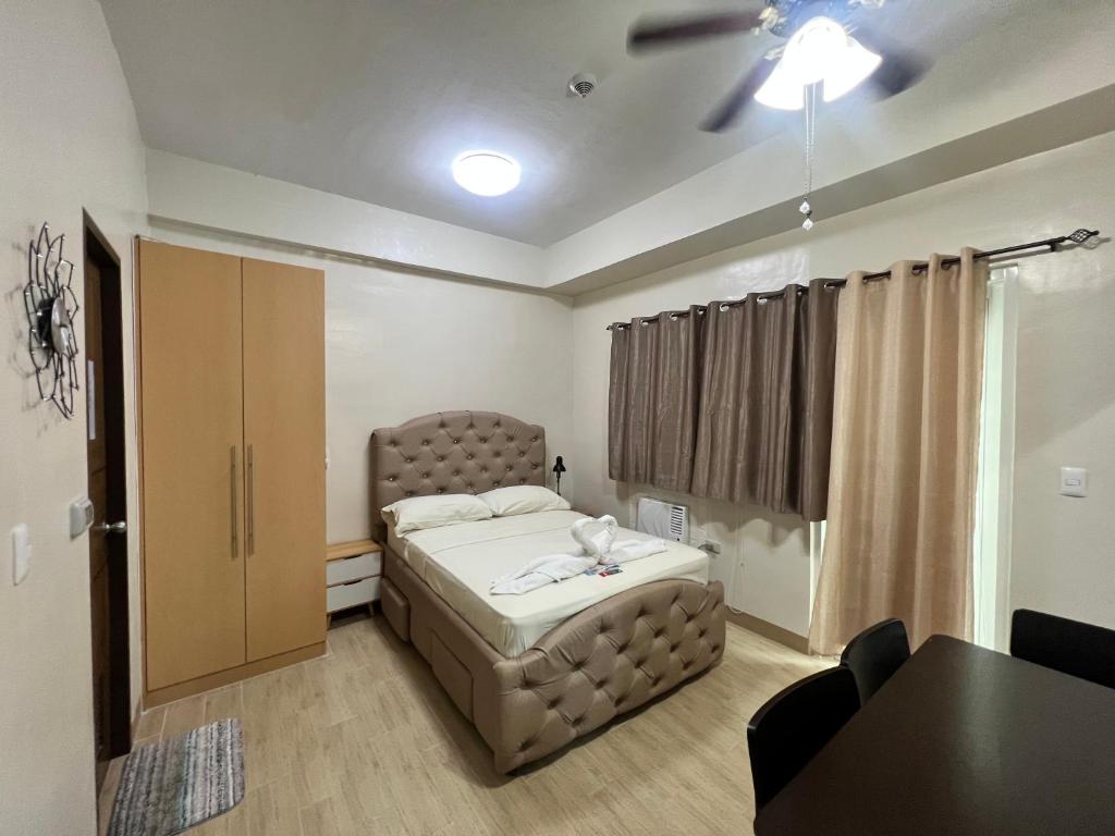 Iloilo Staycation with a Pool, Gym and Playroom